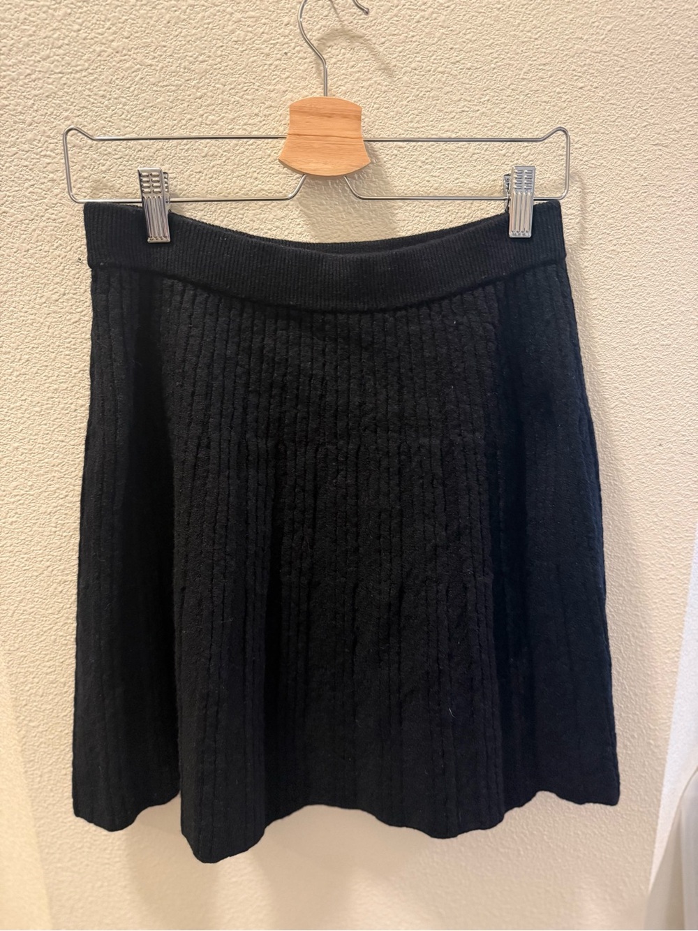 Talbots Black merino wool Ribbed Circle Skirt